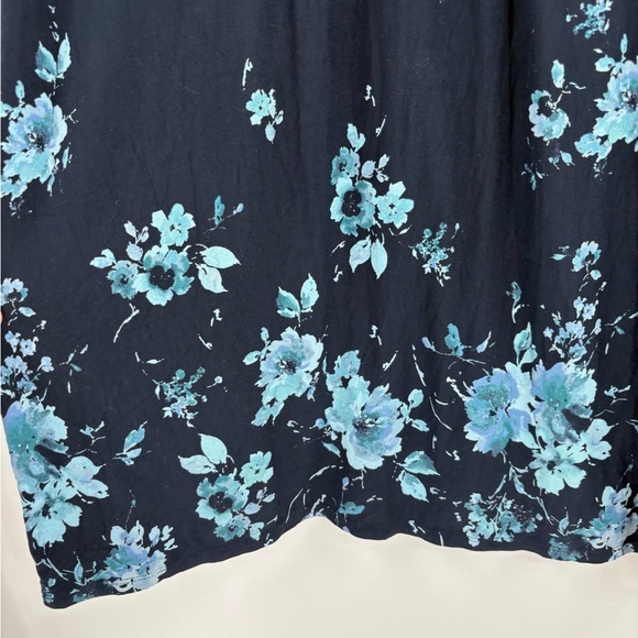 J.Jill Wearever V Neck Floral Tunic Boho Navy Blue Shirred Size Medium tall MT - Picture 10 of 16